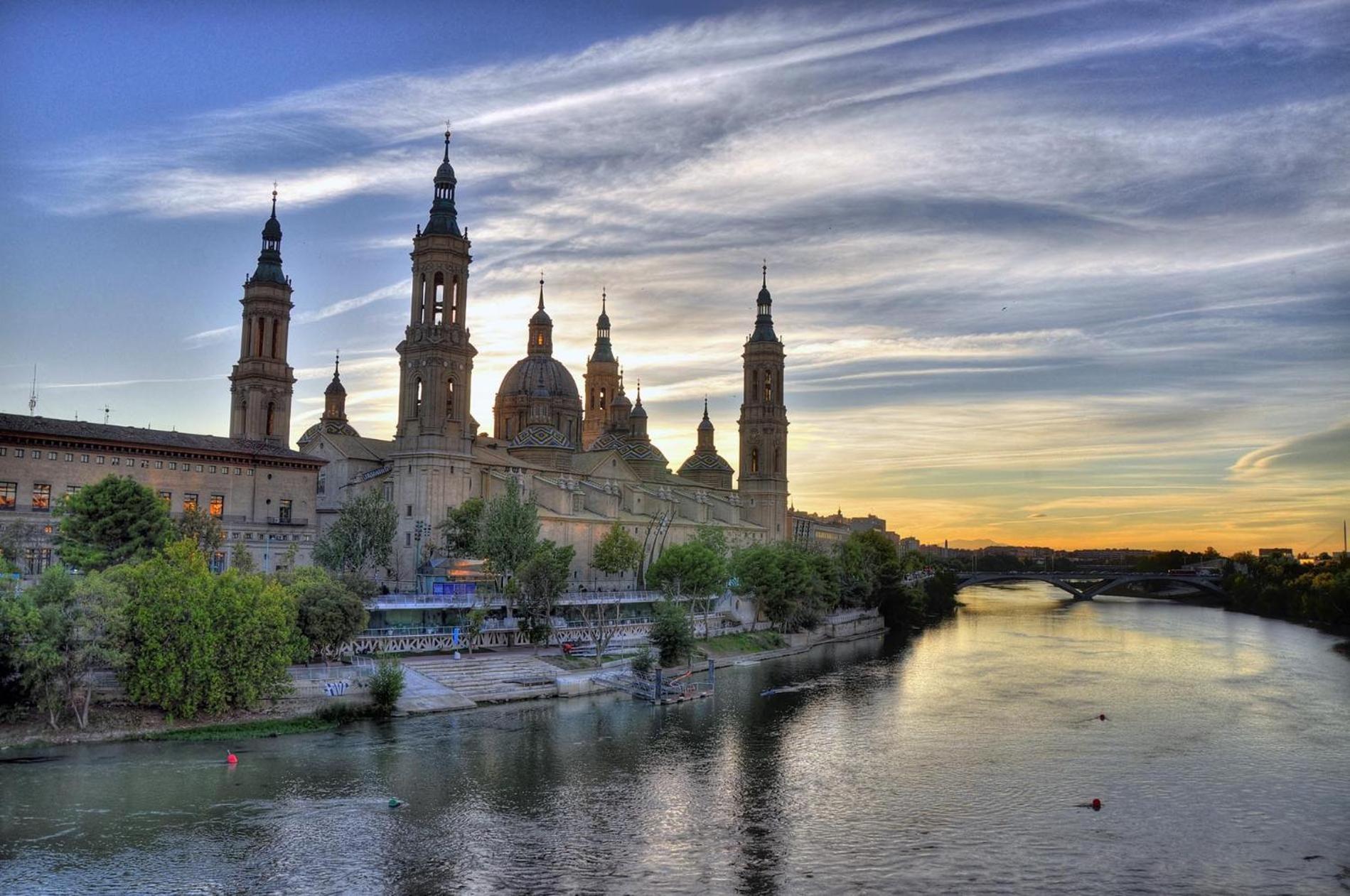 Casa Mar Centro Zaragoza Dış mekan fotoğraf
